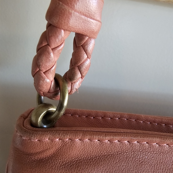 Bottega Veneta Intrecciato Leather Handbag Coral *FLAWS* - Picture 3 of 16